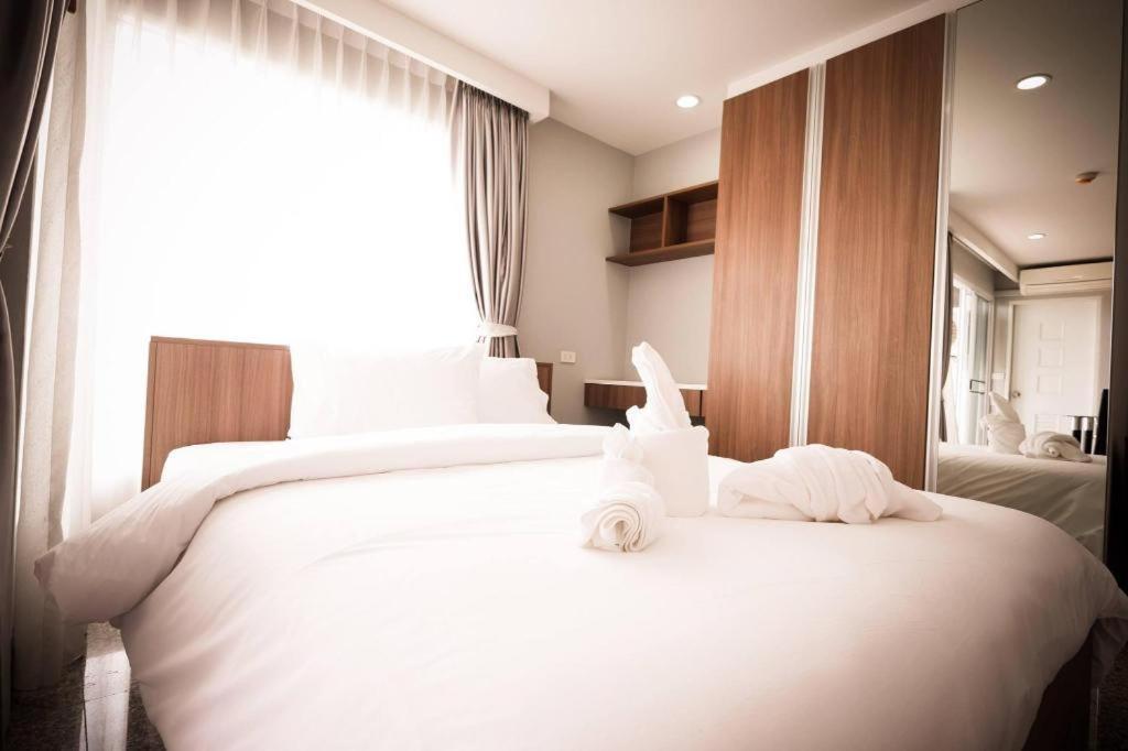 Modernbright Laemchabang Aparthotel Bang Lamung Exterior photo